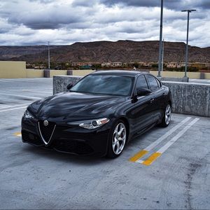 Meet your Posher, Austin